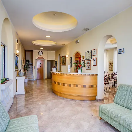 Olympia Otel 3*