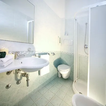 Hotel Olympia 3*