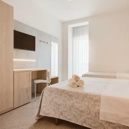 Olympia 3*